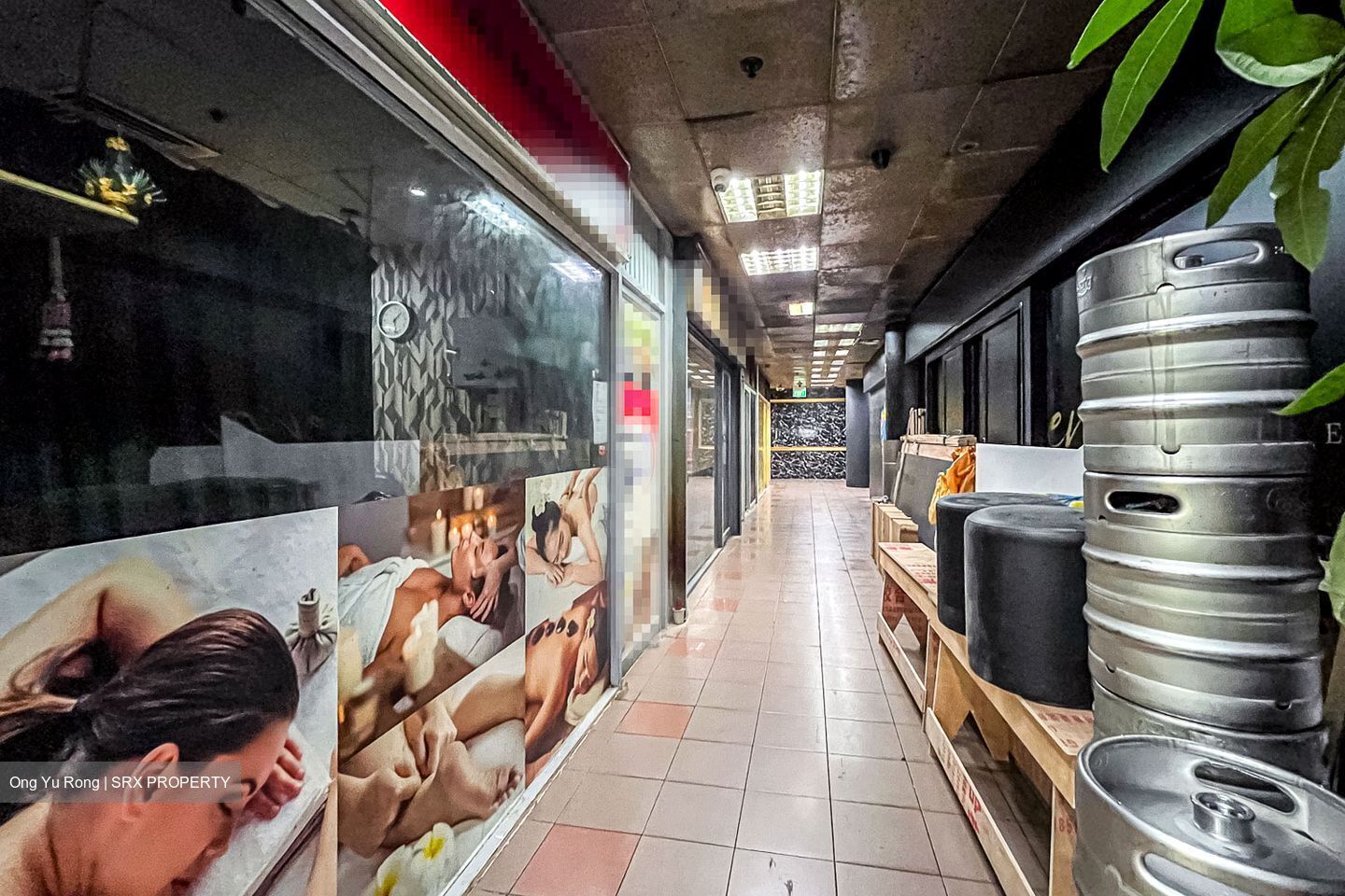 Golden Mile Tower (D7), Retail #472723421